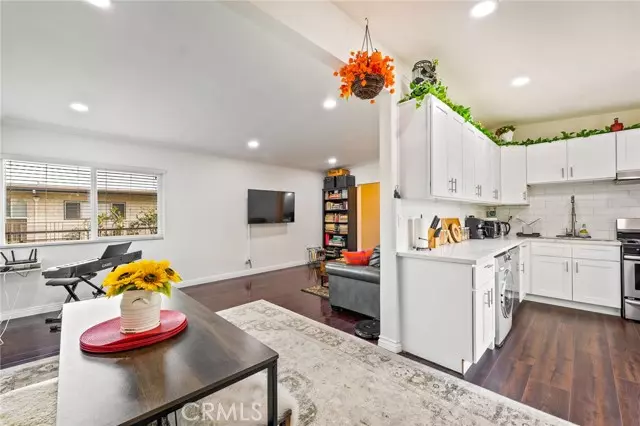 Inglewood, CA 90302,7000 S La Cienega BLD 27