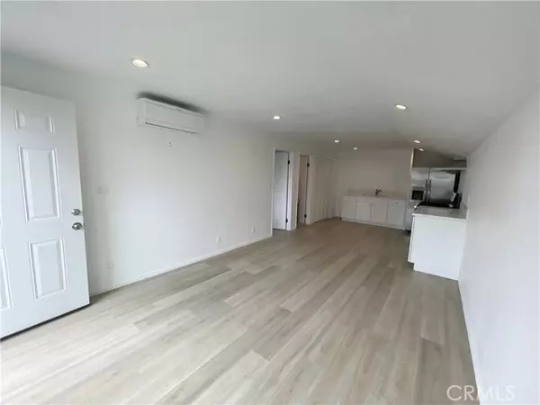 Porter Ranch, CA 91326,19153 Clymer ST
