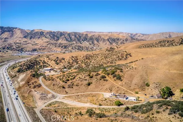 2274 Hayride RD, Lebec, CA 93243