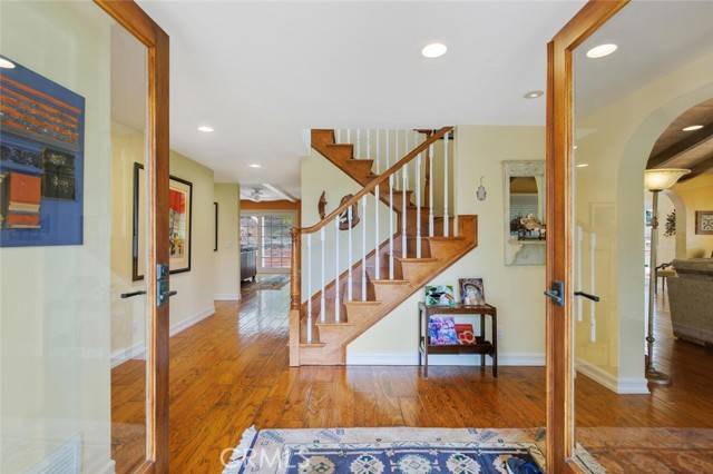 Calabasas, CA 91302,24524 Mulholland HWY