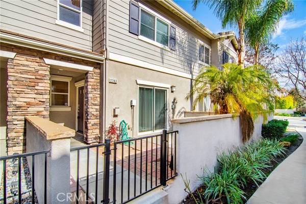 2743 Night Jasmine DR, Simi Valley, CA 93065