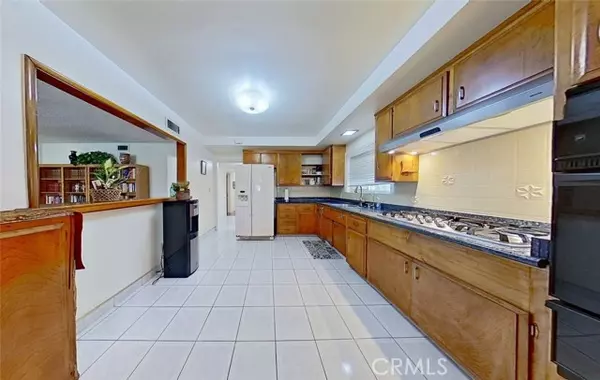 North Hollywood, CA 91606,11845 Kittridge ST