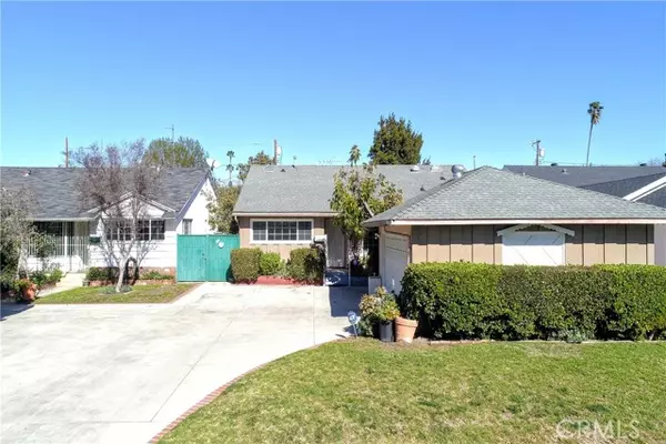 Lake Balboa, CA 91406,15747 Cohasset ST