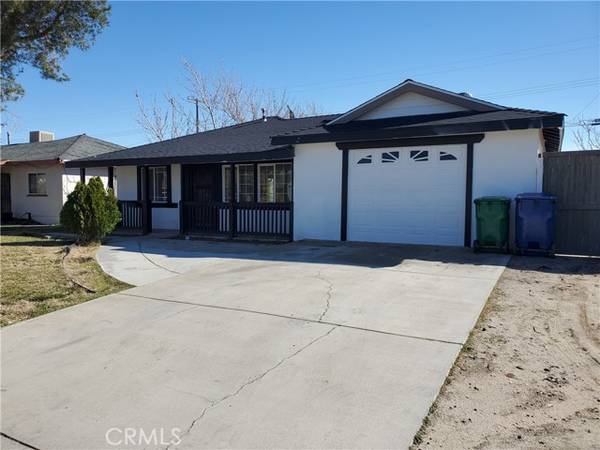 238 E Avenue P5, Palmdale, CA 93550