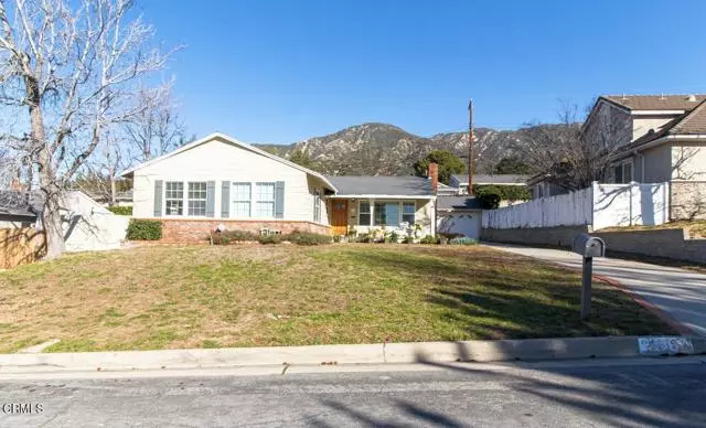 2415 Harmony PL, La Crescenta, CA 91214