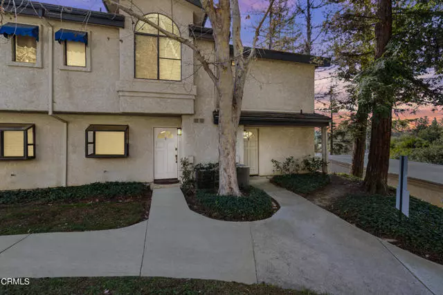 Agoura Hills, CA 91301,5702 Skyview WAY A