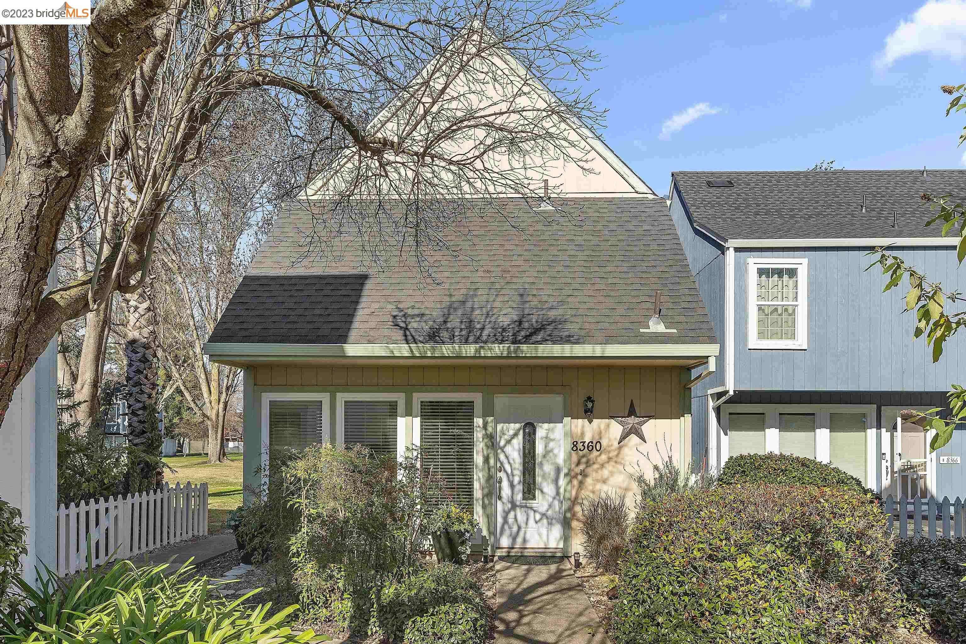 8360 Windmill Farms Dr, Cotati, CA 94931