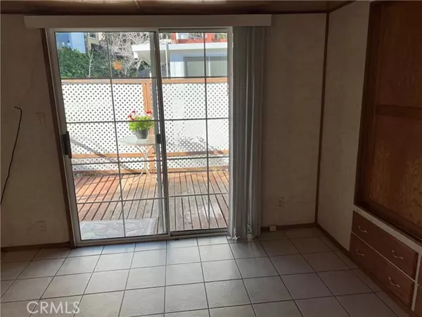 Woodland Hills, CA 91367,4201 Topanga Canyon Blvd 192