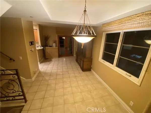 Toluca Lake, CA 91602,10554 Valley Spring LN