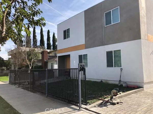 Van Nuys, CA 91401,14228 Sylvan ST 3/4