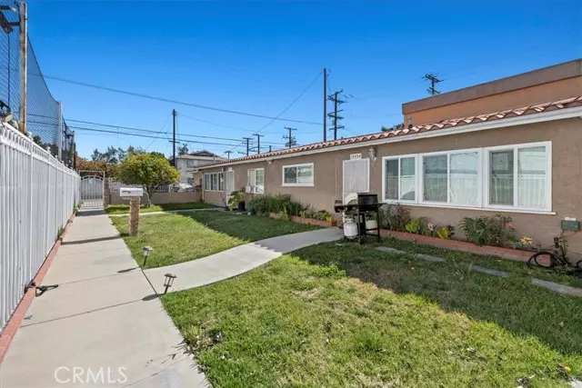 15352 Paramount BLD, Paramount, CA 90723