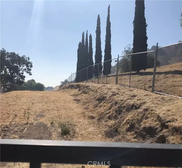 100 Rawlinsdale LN, San Dimas, CA 91773