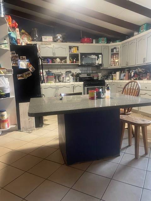 Sylmar, CA 91342,12986 Glenoaks BLD