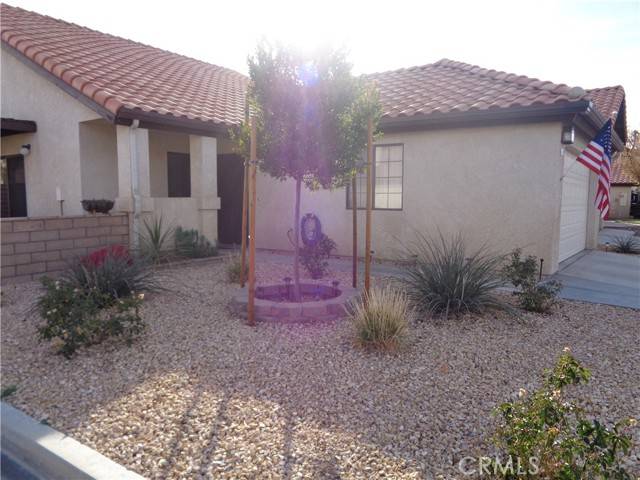 19273 PALM WAY, Apple Valley, CA 92308