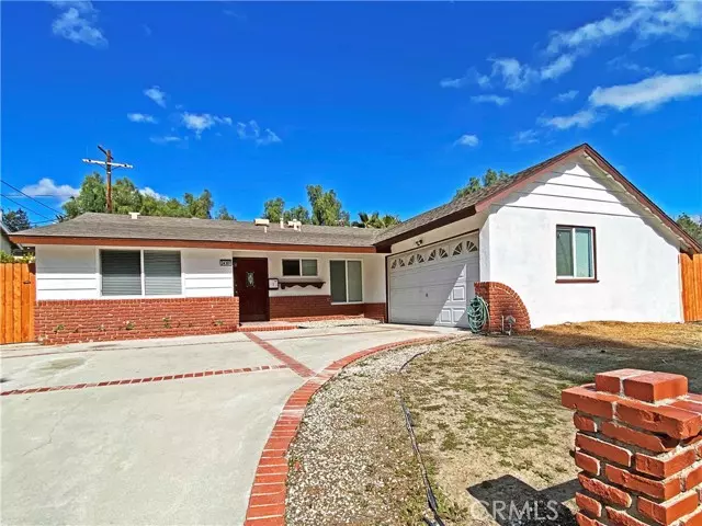 24307 Calvert ST, Woodland Hills, CA 91367