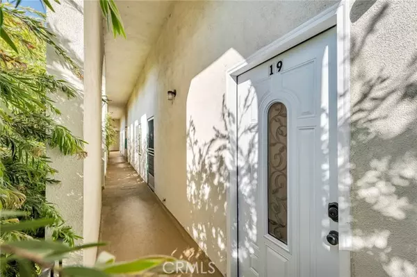 Sun Valley, CA 91352,10749 New Haven ST 19
