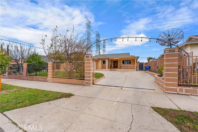 Granada Hills, CA 91344,16342 Kalisher ST