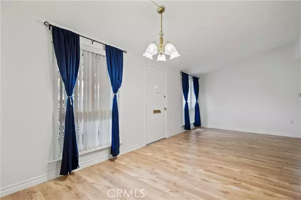 Newhall, CA 91321,19140 Avenue Of The Oaks A