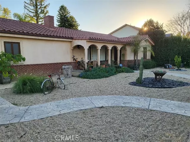 13800 ERWIN ST, Valley Glen, CA 91401