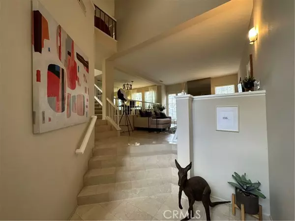 Woodland Hills, CA 91367,20950 Oxnard ST 45