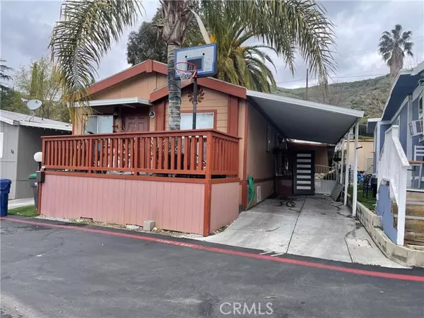 Canyon Country, CA 91387,18035 Soledad Canyon Rd 77