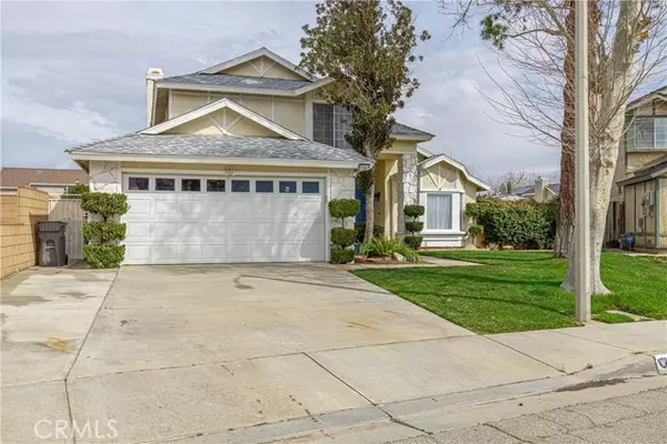 1347 Geraldine LN, Lancaster, CA 93535