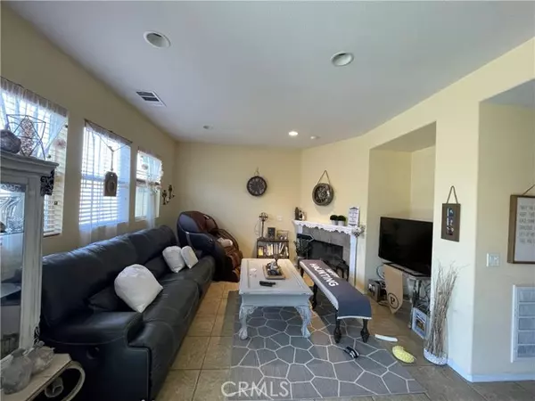 Palmdale, CA 93551,38659 Panther DR