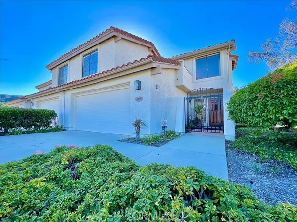 Newbury Park, CA 91320,269 Pebble Beach DR