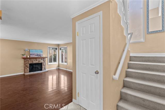 Saugus, CA 91350,27542 Camomile LN