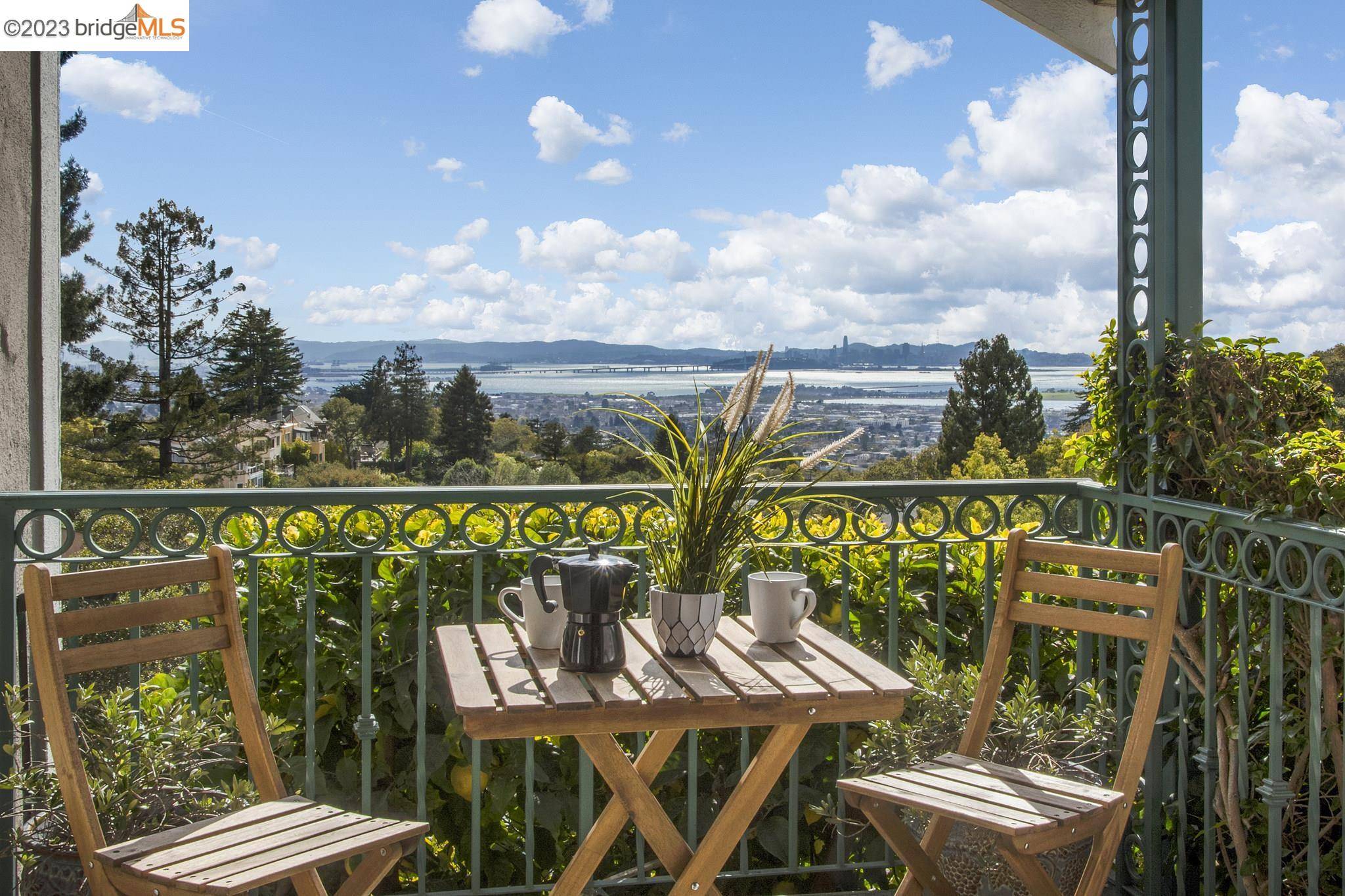 Berkeley, CA 94707,435 Arlington Ave