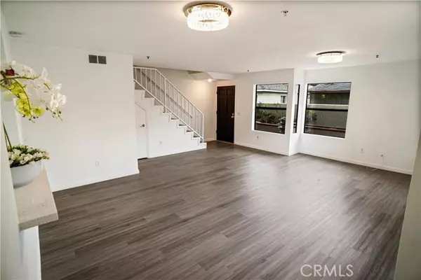 Glendale, CA 91205,625 E Elk AVE 5