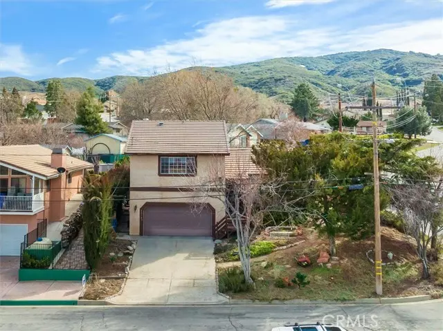 15240 Sandrock DR, Lake Elizabeth, CA 93532