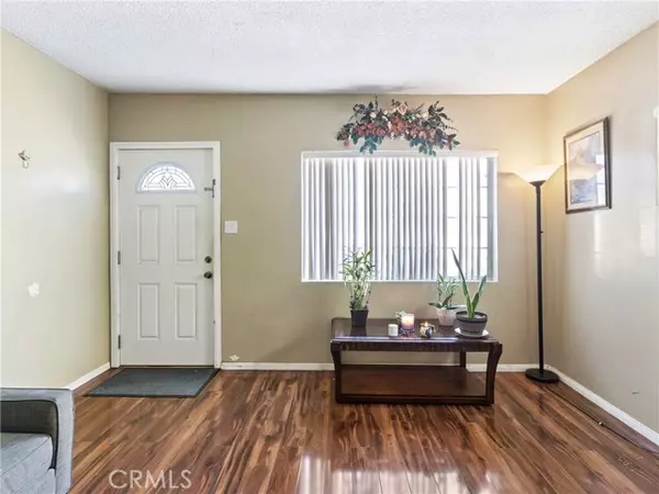 Wilmington, CA 90744,918 Craven ST