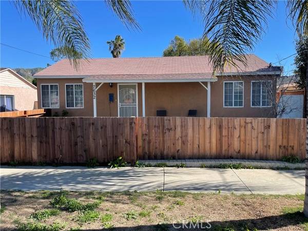7632 Arcola AVE, Sun Valley, CA 91352
