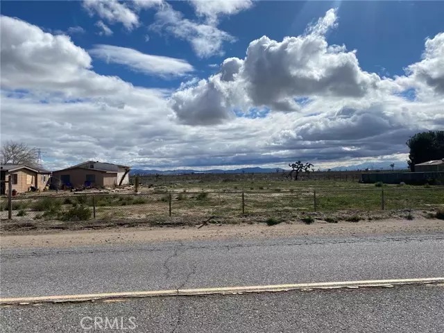 0 Bellflower ST, Adelanto, CA 92301
