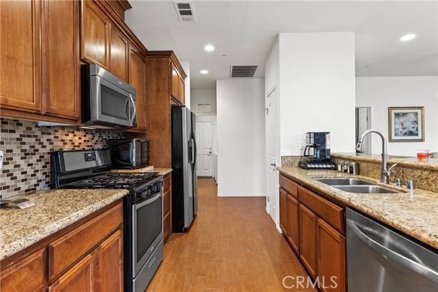 Tehachapi, CA 93561,1306 Fair Oak DR