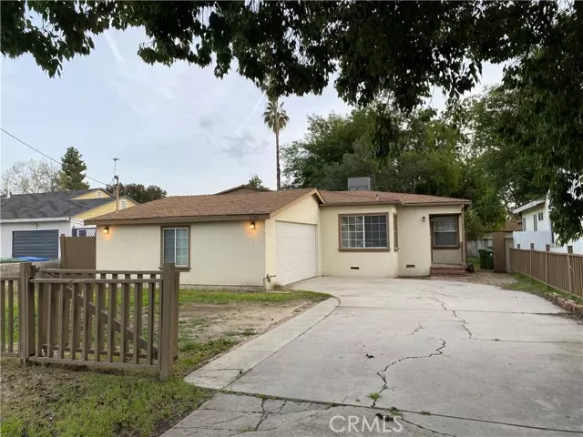 Lake Balboa, CA 91406,15742 Valerio ST