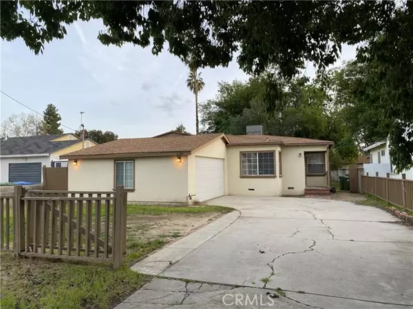 15742 Valerio ST, Lake Balboa, CA 91406