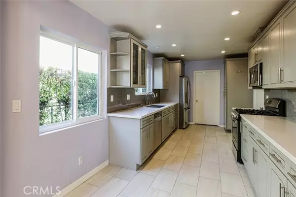 Studio City, CA 91604,12832 Kling ST