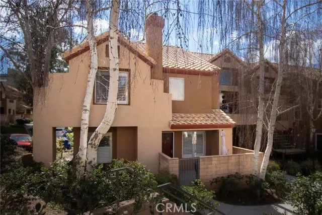 Saugus, CA 91350,22715 Copper Hill DR 18