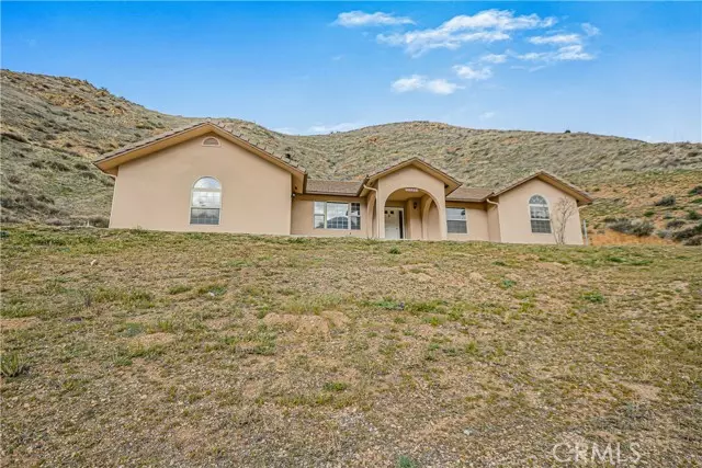 13727 Sierra HWY, Agua Dulce, CA 91390