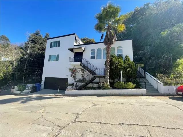 3310 Oakley DR, Los Angeles, CA 90068