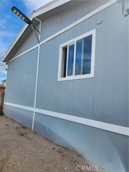 3300 15th W. ST 376, Rosamond, CA 93560