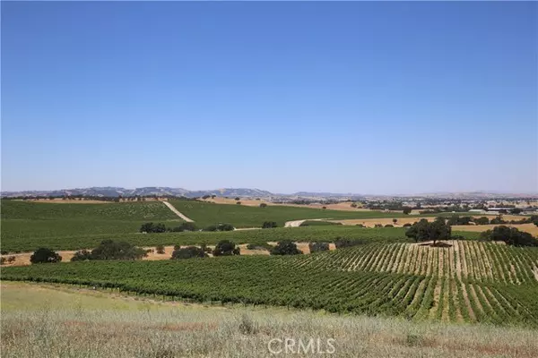 Paso Robles, CA 93446,14 Rita ST