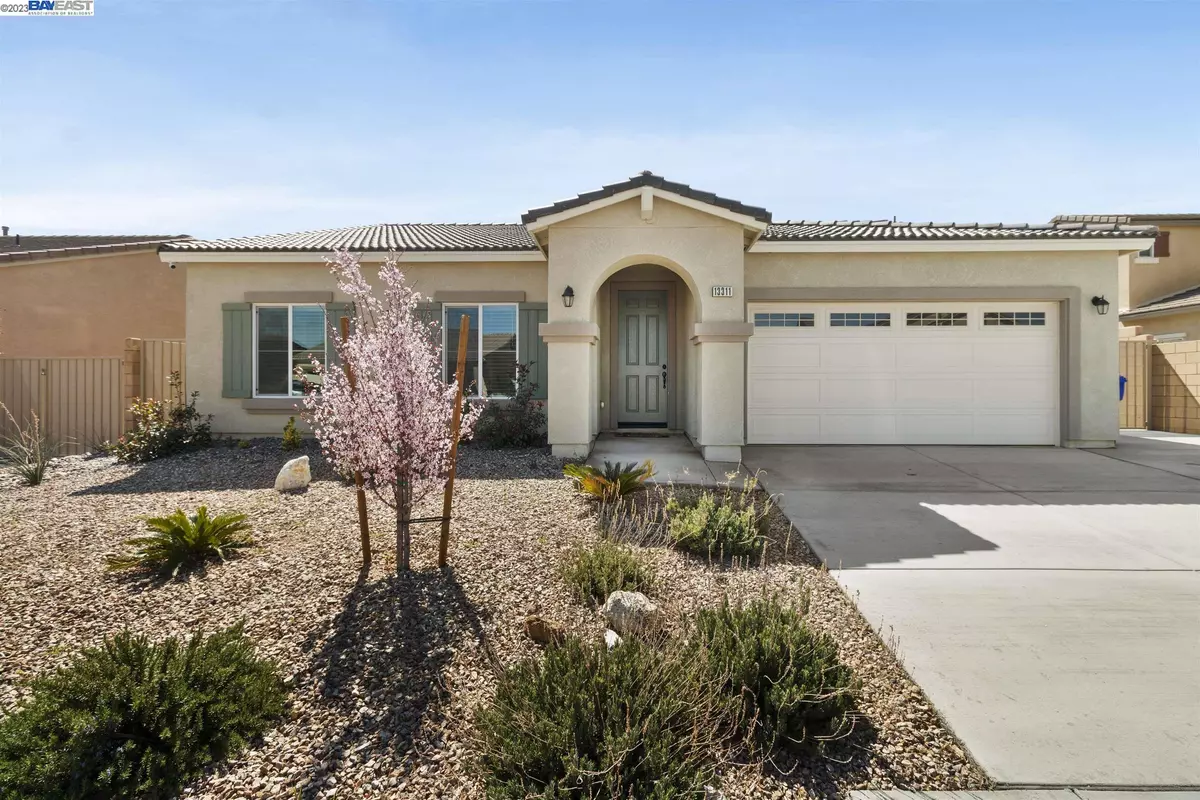 Victorvill, CA 92392,13311 Via del Lago