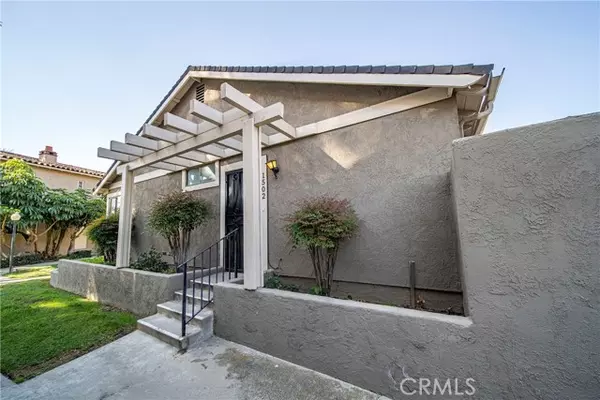 La Verne, CA 91750,1502 Briar PL