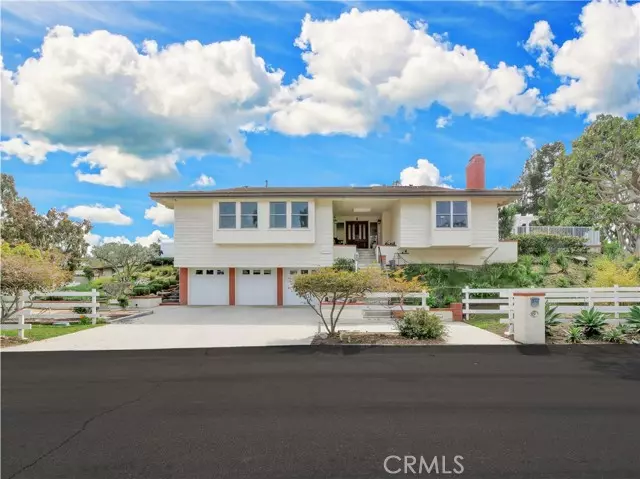 4 Bridlewood CIR, Rolling Hills Estates, CA 90274