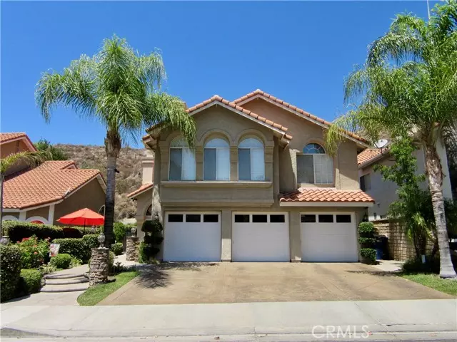 28839 Woodside DR, Saugus, CA 91390