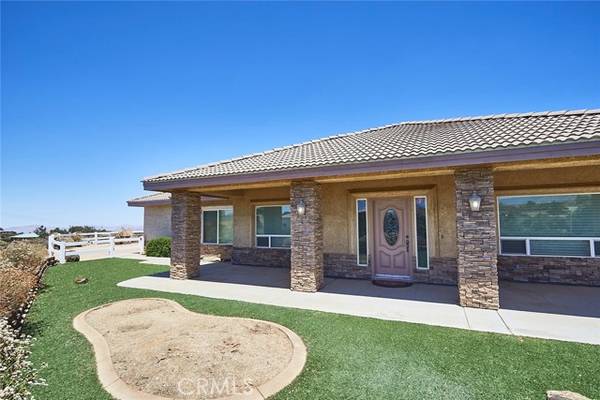 10292 Whitehaven ST, Oak Hills, CA 92344