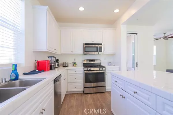 Saugus, CA 91350,21800 Moveo DR